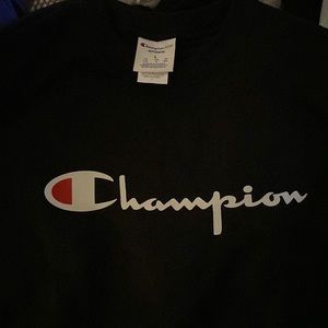 NWOT crew neck champion sweatshirt